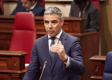 CLEMENTE GONZALEZ: ESTE LUNES 12, HEMOS HABLADO CON EL CONSEJERO DE AGRICULTURA DEL GOBCAN, SOBRE LA AYUDA POSEI,  ADICIONAL, Y EL PLATANO DE CANARIAS POR SUS ELEVADOS PRECIOS DE VENTA AL PÚBLICO.  «DESTRIPAMOS» EL DECRETO DEL PLATANO QUE SE APRUEBA HOY EN CONSEJO DE GOBIERNO.