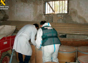 AGROINFORMACION: El Seprona pone freno a la ‘plaga’ de los fitosanitarios ilegales: 100 toneladas de pesticidas ilícitos incautados en tres campañas
