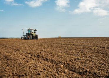 LA GACETA: Bruselas asesta un nuevo golpe a los agricultores: quiere que todos los suelos estén en buen estado para «evitar la contaminación»