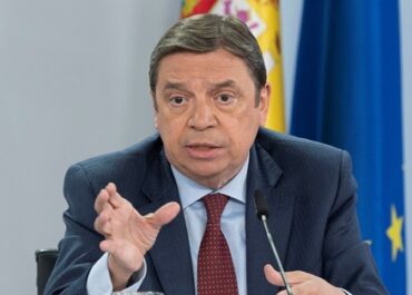 En una misiva remitida al comisario de Presupuesto, Lucha contra el Fraude y Administración Pública