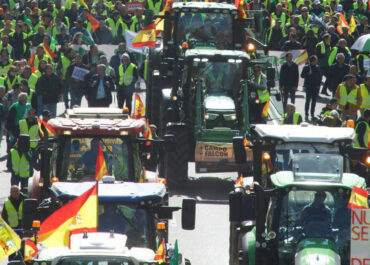 AGROINFORMACIÓN: Planas reconoce que la CE le ha engañado al no cumplir lo que prometió y el campo clama por nuevas protestas: «Si quieren tanques tendrán tractores»