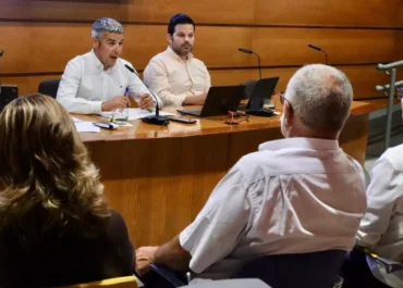 ATLÁNTICOHOY: El sector primario canario rechaza el nuevo Marco Financiero propuesto por Europa Uno de los puntos más críticos de la propuesta europea es la integración del POSEI dentro del plan nacional de la PAC «sin garantía de financiación estable ni reconocimiento jurídico como instrumento autónomo»