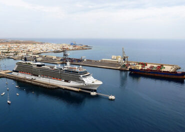 EL DIARIO DE FUERTEVENTURA:  El Estado anuncia el “inminente” inicio de las obras de ampliación del muelle de Puerto del Rosario      La obra cuenta con un presupuesto de 38 millones de euros y un plazo de ejecución de 17 meses
