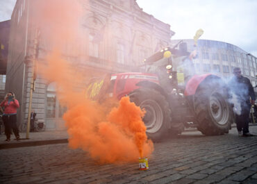 EUROACTIV: Los agricultores europeos se preparan para protestar contra las últimas medidas de Bruselas