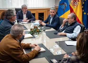 EL APURÓN: El Gobierno canario asume con fondos propios 11,2 millones del POSEI adicional de 2024 que adeuda el Estado a 7.803 productores