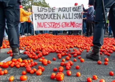 EL INDEPENDIENTE: Los agricultores españoles denuncian la competencia desleal de Marruecos tras arrebatar a España el primer puesto de proveedor de tomates a la UE