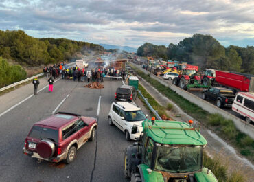 AGROINFORMACIÓN: Las tractoradas en España cogen fuerza, sobre todo en Cataluña, contra un pacto UE-Mercosur que se decide este viernes con Francia en contra