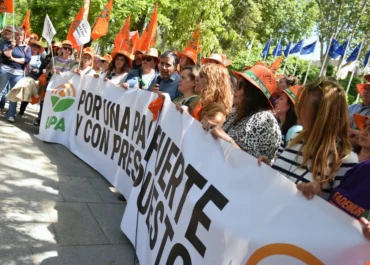 LA RAZON: Europa se alía con los competidores de los agricultores El sector encara el año preocupado por los acuerdos con Marruecos y Mercosur, los recortes de la PAC y la desigual normativa para hacer frente a las plagas