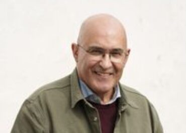 CANARIAS AHORA:  Nuevo diseño de la arquitectura institucional del plátano de Canarias      Mientras sigamos llamando coyuntura a lo que es estructura, seguiremos pidiendo más ayudas para sostener exactamente lo mismo
